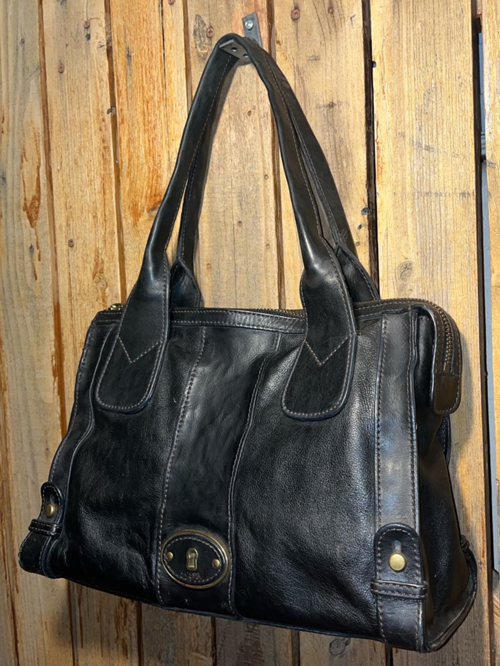 Fossil Reissue Black Leather Shoulder Bag - Picture 3 of 9